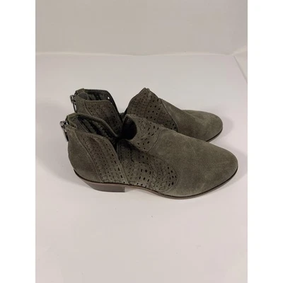 Zapatos Vince Camuto para mujer talla 6,5 verde oliva gamuza cuero recorte botines cremallera Foto 1 de 4