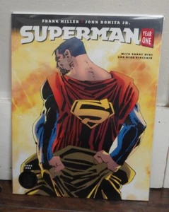 Superman: Year One Frank Miller variante copertina DC Comics etichetta nera JRJR - Foto 1 di 2