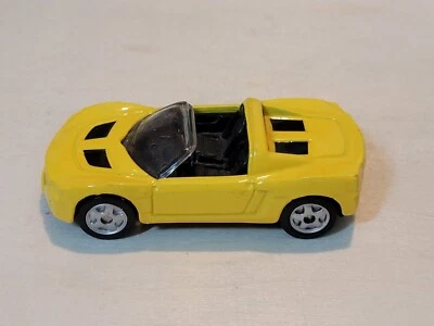 Coche fundido a presión Maisto 2001 Opel Speedster amarillo convertible 1:64 GT USADO EN EXCELENTE ESTADO C118 Foto 1 de 4
