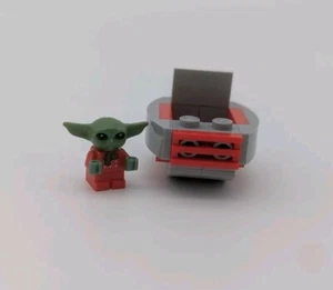 LEGO Star Wars Baby Yoda Grogu Figur sw1173 Adventskalender Weihnachtsoutfit TOP - Picture 1 of 4