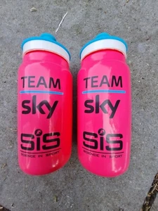 2 x Team Sky Giro D'Italia Elite Fliegengewicht Wasserkanister Flaschen......Brandneu - Bild 1 von 1