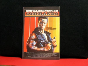 ARNOLD BLACKWARZZENEGGER POSTAL OFICIAL VINTAGE IMPORTACIÓN REINO UNIDO VP2 COMANDO - Imagen 1 de 2