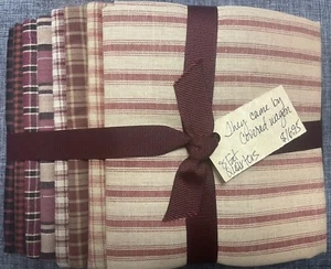8 ROTE KARIERTE HAUSGEMACHTE FAT QUARTERS 100 % BAUMWOLLE STEPPSTOFF - Bild 1 von 1