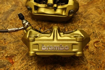 Pinza de freno delantera línea Brembo MV Agusta F3 800 F3 675 2012 2013 2014 2015 2016 Foto 1 de 4