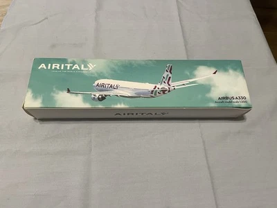 modellino airbus A330 AirItaly 1:200 - Immagine 1 di 3
