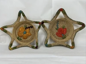 Par de Cestas Tejidas Anidación Estrella Kitsch Paja Rafia Flores Retro 12" De Colección - Imagen 1 de 12