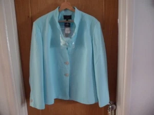 BNWT DEBENHAMS CLASSICS SZ 20 LINED PASTEL TURQUOISE JACKET AND OPTIONAL CORSAGE - Picture 1 of 5