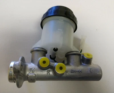 *Rocky Brake Master Cylinder Assy - 46010-29R02 - For Nissan Stanza - Image 1 of 4