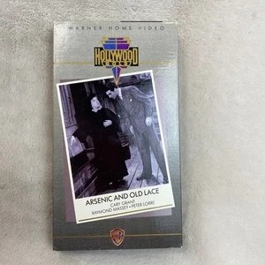 Arsenic and Old Lace 1944 Cary Grant Peter Lorre Comedy Crime VHS Tape (B&W) - Bild 1 von 3