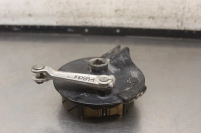 Yamaha TT250 1980 placa de tambor de freno trasero Y859 Foto 1 de 4