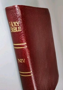 Holy Bible NIV Pocket-Size 1995 Broadman and Holman Publishers Leather Burgundy - Picture 1 of 15