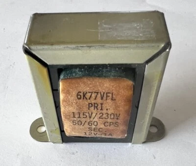 Transformador Hammond 6K77VFL USADO, CONTROL, 115/230V Pri, 12/6V Sec. Foto 1 de 4