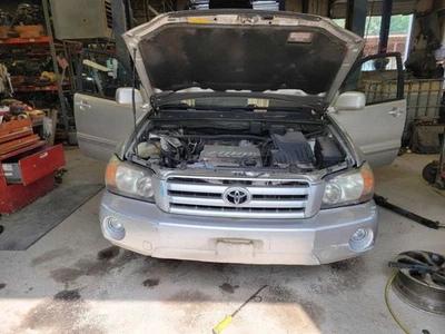 Rejilla VIN D quinto dígito compatible con Highlander 1616044 04-07 Foto 1 de 4