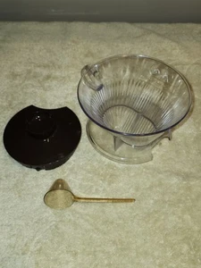 (A9) -- Vintage Melitta Pour Over #4 Clear Filter Holder With Tbsp Scoop & Cover - Picture 1 of 13