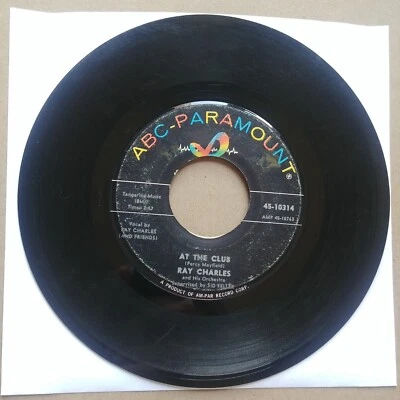 RAY CHARLES At The Club 45 7" JAZZ R&B SOUL Record Vinyl ABC Paramount Records Foto 1 de 2
