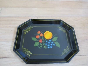 Vintage Tole Black Hand Painted Metal Tray 6 1/2" x 8 1/2" Fruit Image VGC - Picture 1 of 6