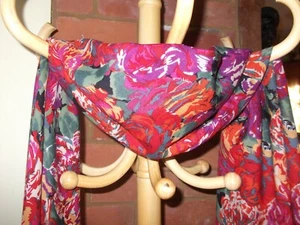 LARGE SQUARE Scarf in Liberty Varuna Wool & FREE GIFT of Liberty lavender pillow - Picture 1 of 9