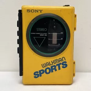Sony giallo Walkman Sports WM-35 lettore di cassette stereo - Foto 1 di 6