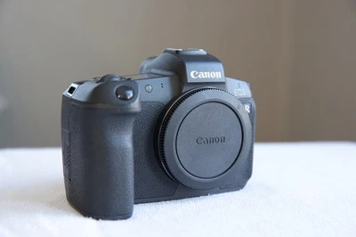 Cámara digital Canon EOS R 30,3 MP - negra (solo cuerpo) Foto 1 de 4