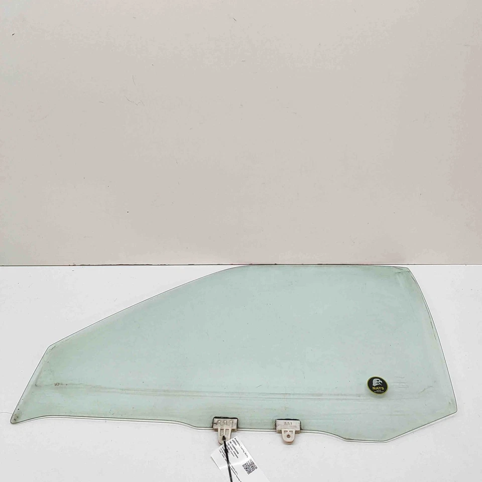 Ventana puerta delantera izquierda nissan navara d21 as2 80301-01g00 1990 32094358 Foto 1 de 4