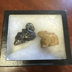 Vintage Set Two 2 Jade Animals Camel & Bunny - Picture 1 of 2