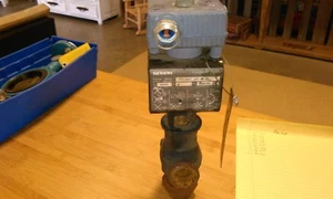 SIEMENS MXG461.25-8.0U MODULATING CONTROL VALVE - Picture 1 of 2