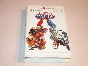 LITTLE GIANTS 1994 CLAMSHELL VHS 16200 WB FAMILY ENTERTAINMENT HOME USE COPY - Picture 1 of 4