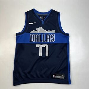 Nike Dri-Fit NBA Dallas Mavericks #77 Luka Doncic City Edition Jersey Kids S (8)