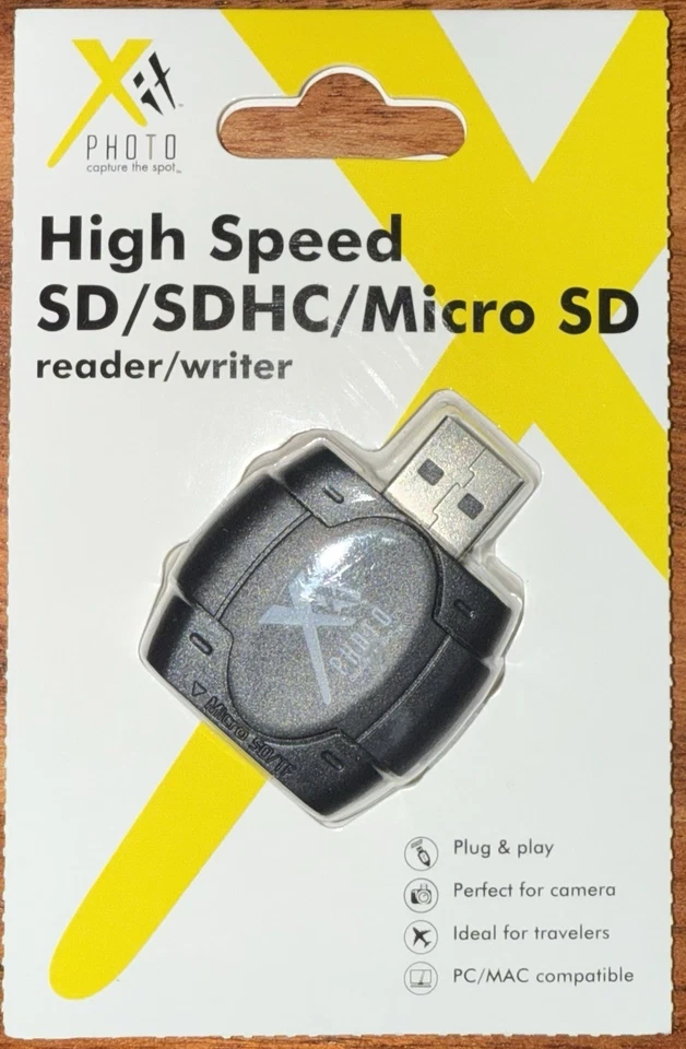 Xit High Speed SD/SDHC/Micro-SD Reader/Writer - Image 1 of 2