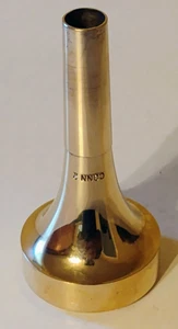 Goldfarbenes CONN 2 Tuba / Sousaphon Mundstück - Bild 1 von 6