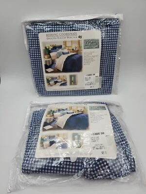 Juego de 2 fundas de almohada JCP Home Collection azul marino estándar con volantes de guinga falsa Foto 1 de 4