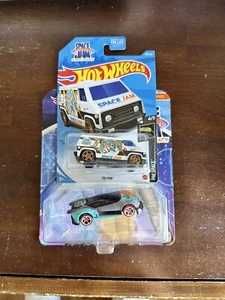 Hot Wheels 2021 HW Space Jam 70s Van Tune Squad Lebron James New - Picture 1 of 3