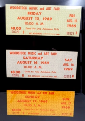 3 entradas originales enmarcadas para conciertos de Woodstock de un día de $8 - viernes, sábado, domingo agosto 1969 Foto 1 de 4