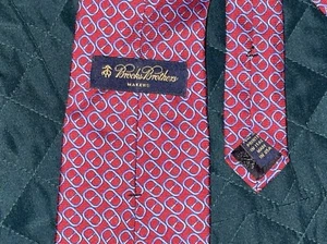 👔  Brooks Brothers Makers Necktie Tie Red Chain Link Silk Blue - Picture 1 of 5