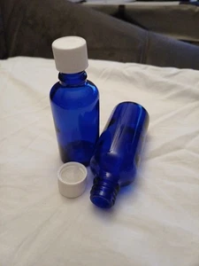 4 Blauglas-Flaschen Apothekenflasche 50 ml Schraubdeckel mit Tropfeinsatz - Bild 1 von 4