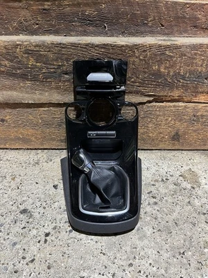 FORD FIESTA MK7 DASHBOARD CENTRE CONSOLE TRIM IN GLOSS BLACK 2013-2017 - Image 1 of 4