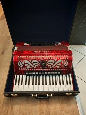 Akkordeon Weltmeister Caprice Video  - Image 1 of 4