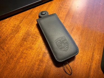 PORSCHE Portachiavi in pelle - 718/911/Cayenne/Panamera/Macan 97004400101 BLACK - Immagine 1 di 2