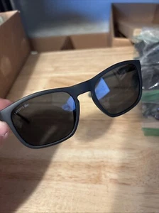 Herren Lacoste L604SND 002 matt schwarz grün Sonnenbrille NEU authentisch 54-18-145 - Bild 1 von 5