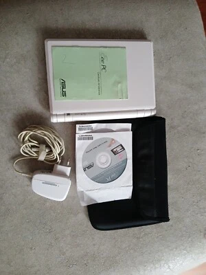 NETBOOK Asus eee PC 4G Linux Funzionante PERFETTO CON CUSTODIA  - Immagine 1 di 4