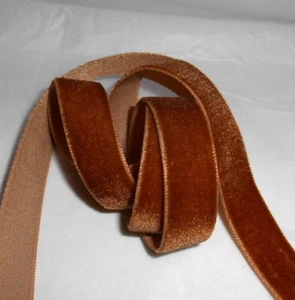 Cinta TERCIOPELO MARRÓN CLARO color caramelo 5/8" ancho aspecto vintage ¡LOTE DE 3 YARDAS! - Imagen 1 de 3