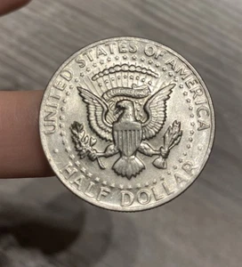 1972-D Kennedy Half Dollar No/Faint FG Error - Picture 1 of 5