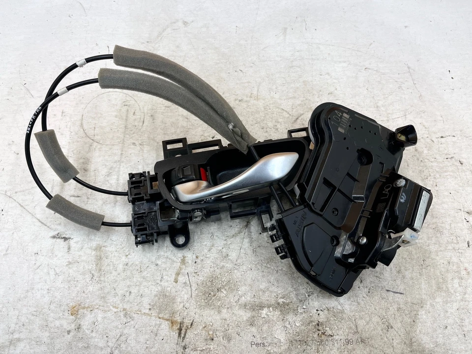 23-25 HONDA ACCORD MANIJA DE TRACCIÓN DELANTERA IZQUIERDA DEL LADO DEL CONDUCTOR CON ACTUADOR DE BLOQUEO DE PESTILLO OEM Foto 1 de 4