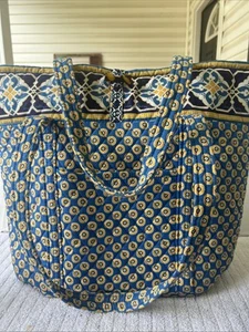 VERA BRADLEY "RIVIERA BLUE" TOTE (ICONIC VERA) (RARE & RETIRED) - Picture 1 of 14