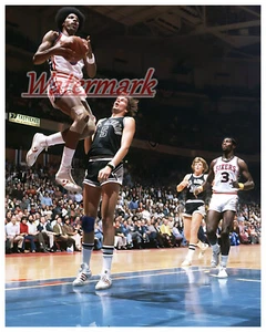 Philadelphia 76ers Dr.J Julius Erving Airborne Game Action Color 8 X 10 Photo - Picture 1 of 1