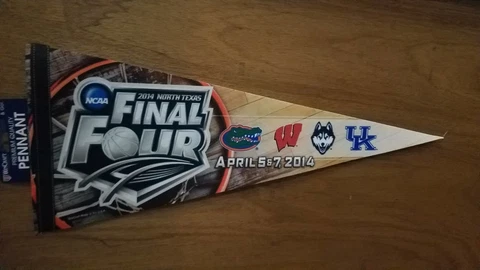 2014 Final Four 12x30 Premium Pennant 4 Team Florida Wisconsin UConn Kentucky Cover