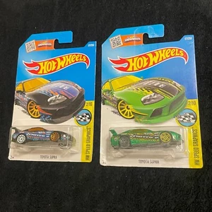 Lote de 2 gráficos de velocidad HW Toyota Supra Hot Wheels - Imagen 1 de 5
