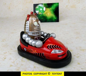 Robot bumper car with glow-in-the-dark eyes - Picture 1 of 5