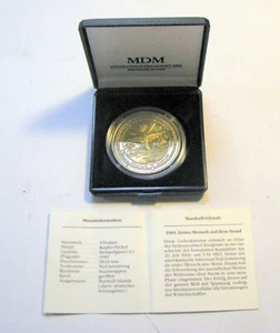 Gedenkmünze 5 Dollar Marshall Islands originalverpackt mit Beschreibung - Bild 1 von 5