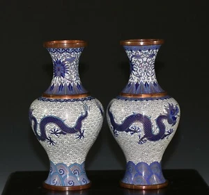 A stunning pair 19th/20th century Chinese cloisonne vases Lao Tian Li 1070 - Picture 1 of 10